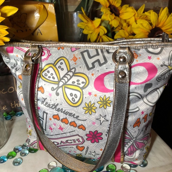 Coach Poppy Tote Bag - Picture 4 of 8